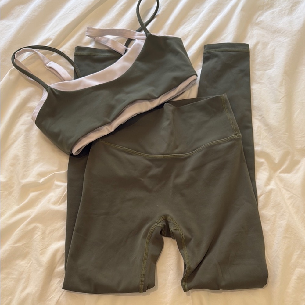 FORM by Sami Clarke - Sports Bra and Leggings Set